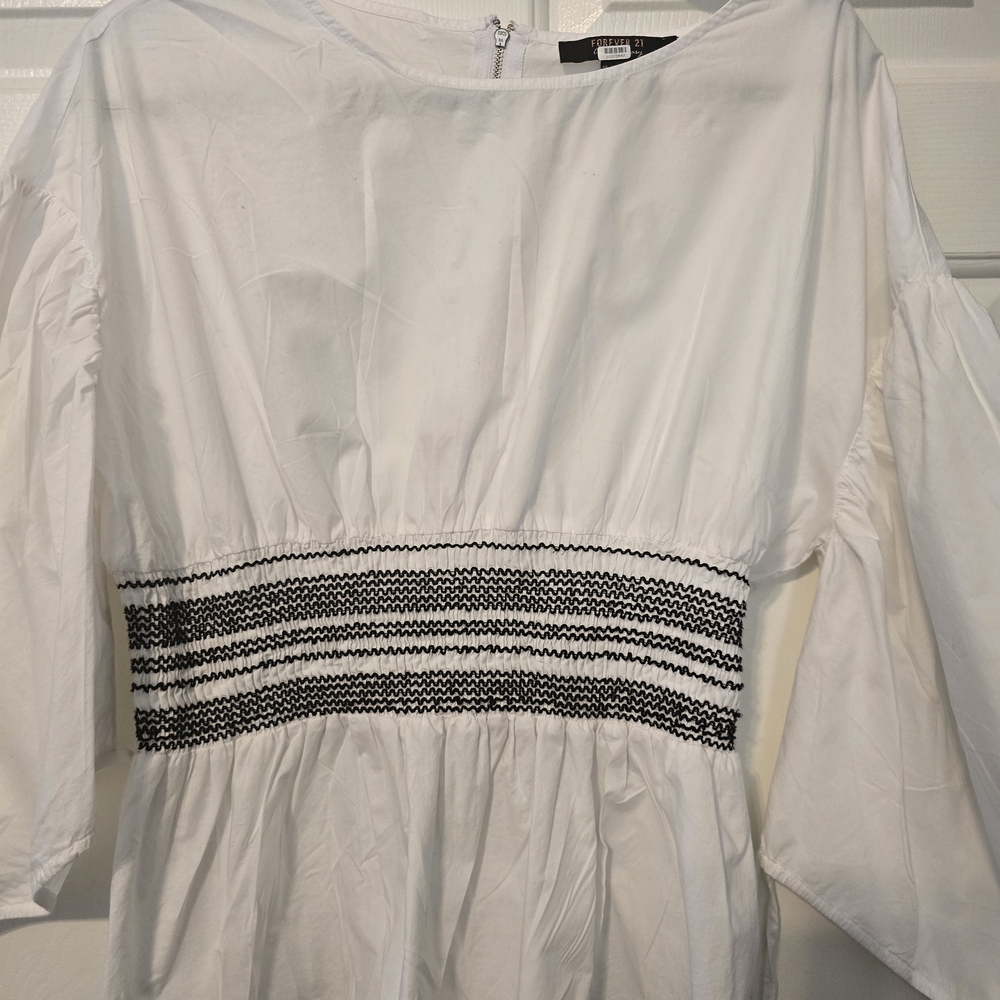 Forever 21 White Smocked Peplum Top Size L